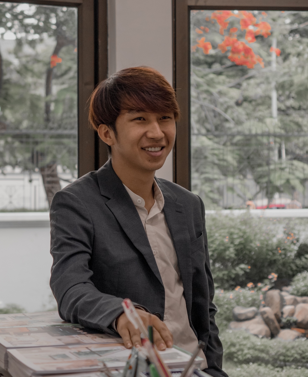 Headshot of Hak Ratanaradi, Web & Mobile Application Developer at Cross Technology Cambodia — React Native, Next.js, modern UI/UX.